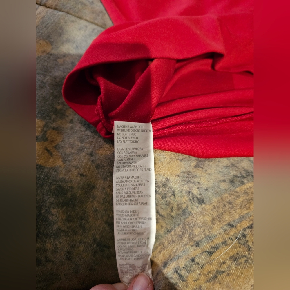 FABLETICS Valentine Top Medium - image 5